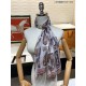 Beautiful    (with silk scarf buckle) Imperial Hall of Fame superb donkey  counter in the sale 【L letter illustration long silk scarf 】, the full width of the monogram staged in a colorful color contrast, with polished L