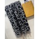 [The quality is super awesome, this price is truly super value to home! LV another fall and winter section scarf, old flower is LV's most fashionable design! The special thing about this section is that the style is Lv's