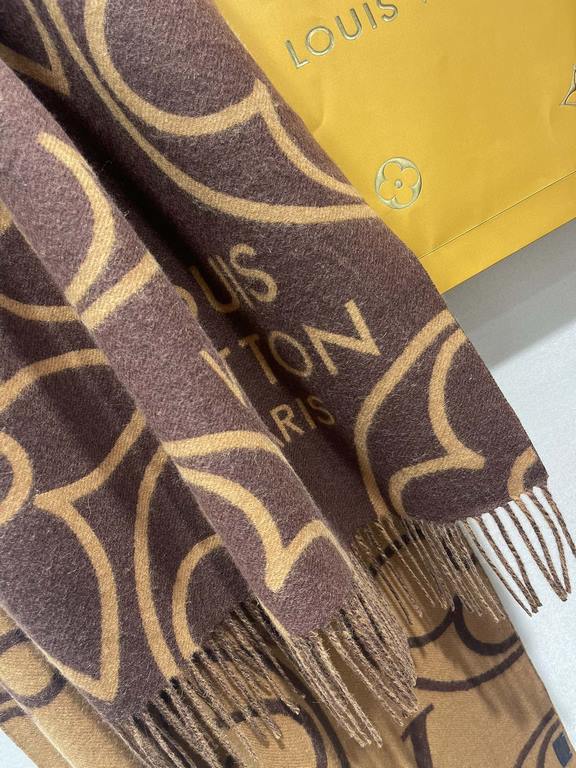 [The quality is super awesome, this price is truly super value to home! LV another fall and winter section scarf, old flower is LV's most fashionable design! The special thing about this section is that the style is Lv's