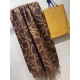 [The quality is super awesome, this price is truly super value to home! LV another fall and winter section scarf, old flower is LV's most fashionable design! The special thing about this section is that the style is Lv's