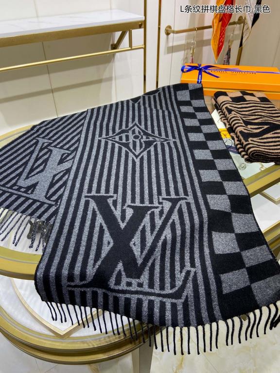 New   Counter synchronization   Donkey's new [L Stripe Checkerboard Scarf] unisex, the LV Graphical Scarf is a striking stripe with the classic Damier pattern and oversized LV letters, and a rustic tasseled trim. The sof