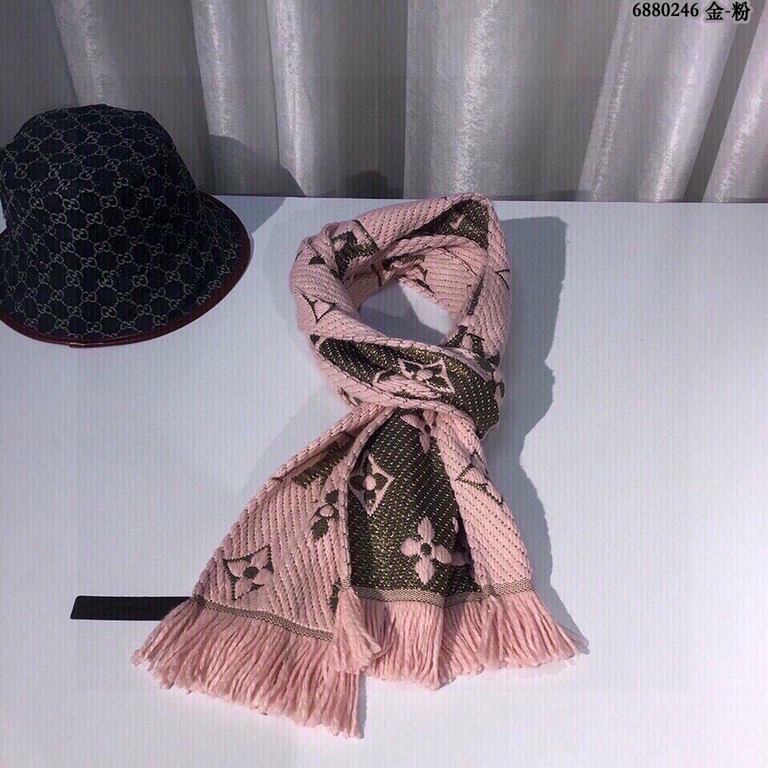 (Gold) LV top quality   physical shooting   LV Tang Yan same pop-up scarf   luxury atmosphere small qualification tone exquisite all the beautiful language used in it is not too much   the use of wool and silk double-lay