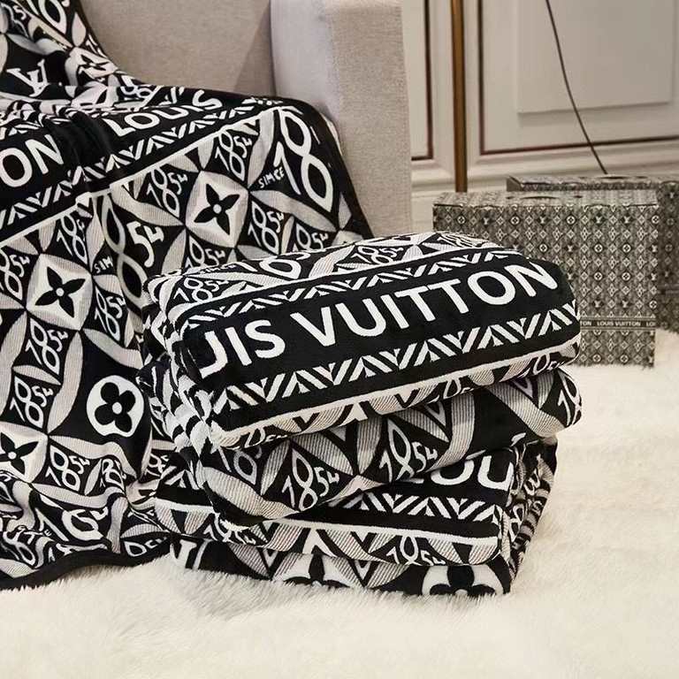 Louis Vuitton Louis Vuitton (with gift box)     Royal LV Louis Vuitton superb hard goods and buy and cherish      The classic pattern of the old flowers is popular all over the world shocked the world of the old flowers 