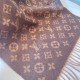 Price   [Louis Vuitton - double-sided gradient pattern] gradient jacquard classic design perfect, hidden lv logo, size is not too big and not too small especially good with the quality of super good high-end quality, hig