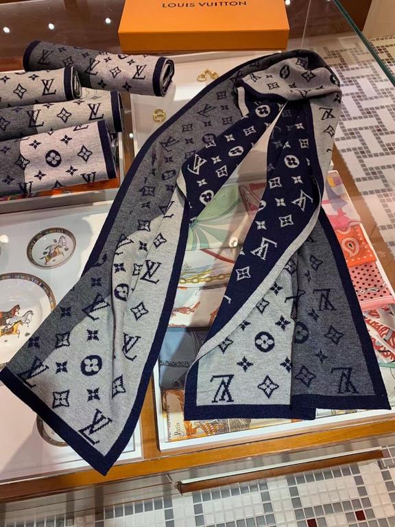 Price [  very stable! Synchronized counter, LV men's high-end cashmere scarf! Can be formal, can be casual, very Classical men's design. This weaving method is more difficult, and very costly yarn, double-sided four colo