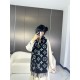 Price Complimentary picture counter with the same packaging!  LV newest models do not collision   chic super aura! The highest version of the whole network welcome to compare  !!!] The old flower shawl has a new feeling,