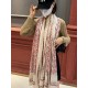 The new genuinely awesome   [LV] thin cashmere long scarf this paragraph cashmere long scarf counter synchronization   inkjet process presents vivid colors. The quality is super good   heavyweight giant  VIP customers mu