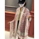 The new genuinely awesome   [LV] thin cashmere long scarf this paragraph cashmere long scarf counter synchronization   inkjet process presents vivid colors. The quality is super good   heavyweight giant  VIP customers mu