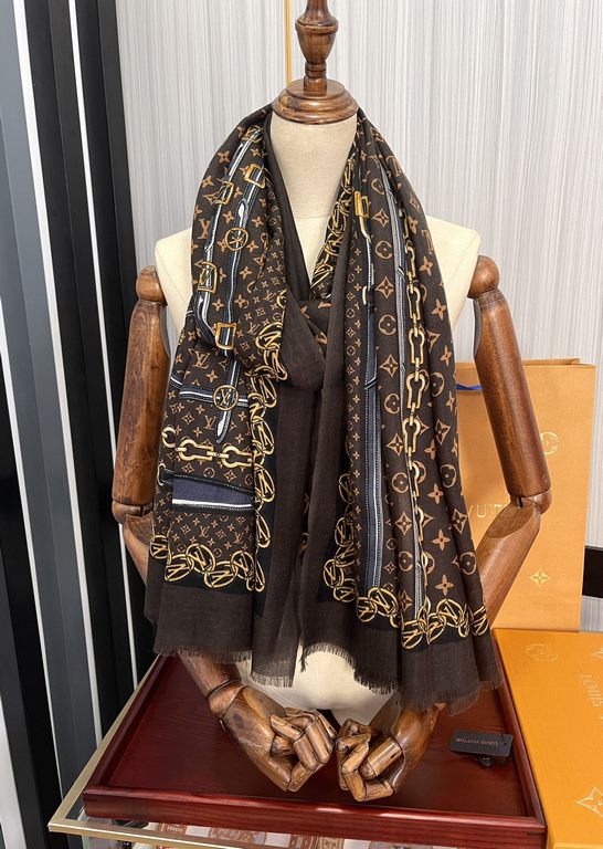 New LV home 2023 latest models   top design is too beautiful, truly awesome   [double-sided 300 support ring velvet long scarf]    physical genuinely beautiful   shawl with prints      regardless of the design of the air