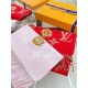 [High-end original embroidered patch] The Precious Dragon LV Essential scarf welcomes the Lunar New Year with classic elements from the brand. The wool is infused with a Monogram jacquard pattern, and the coiled dragon s