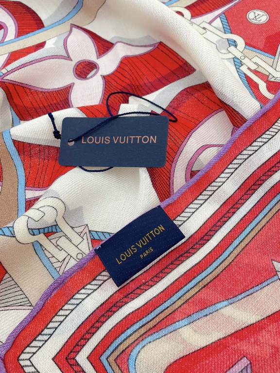 VIP recommended, LV perfect quality   soft . Hand feel are doing very well (design highlights a lot of very heavyweight)   heavyweight official website latest models. Customized grade fabric. Gives the scarf more very ea