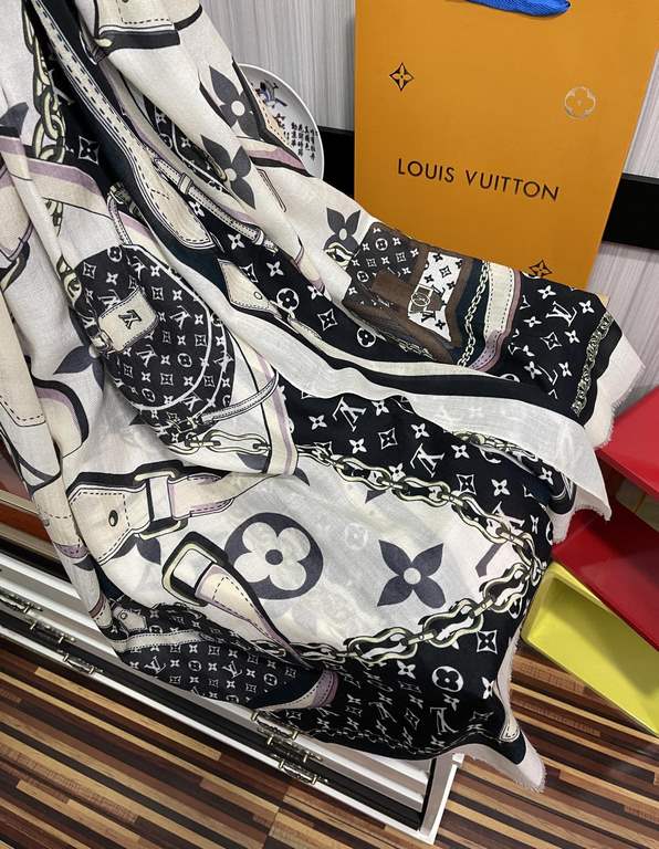 New 2023, LV [300 pcs cashmere long scarf] physical genuinely beautiful   shawl with print   regardless of the design of the airbrush are very in place   details are visible   the entire scarf gives people a big brand au