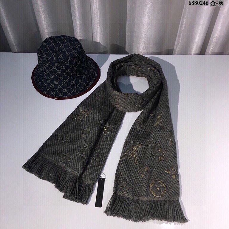 (Gold) LV top quality   physical shooting   LV Tang Yan same pop-up scarf   luxury atmosphere small qualification tone exquisite all the beautiful language used in it is not too much   the use of wool and silk double-lay