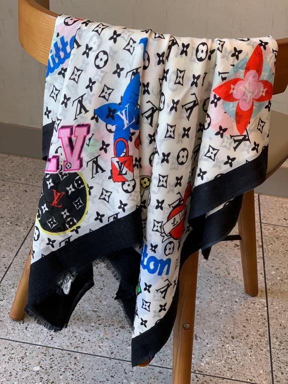 Elegant and noble Baby-like soft touch   synchronized counter [colorful appliqués] cashmere long scarf   clever use of the LV emblem pattern to create an eye-catching and bright look and feel, with a variety of color blo