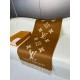 The price comes with the full box in the picture! Lv Donkey #          Reversible Cashmere ScarfA scarf that will last a lifetime. A classic that will never go out of style.The cashmere material is not at all tangled You