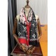 New LV latest models  , high-end atmosphere upscale [cashmere long scarf]   physical genuinely beautiful   shawl with prints      regardless of the design of the airbrush are very well in place   details are visible   th