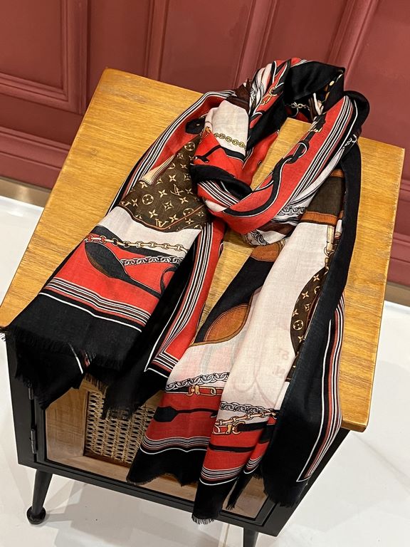 2023 Spring limited series of pop-ups arrived LV original single authentic. Early fall staple models. Wear Le Tout Paris long scarf LV bags and the bottom of the logo rich details, more feminine charm. The real hall of f