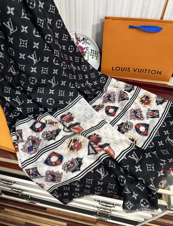 New Lv2024 The latest models   top design is so beautiful, truly awesome   [ring velvet long scarf]    physical genuinely beautiful   shawl with print      regardless of the design of the airbrush are very well in place 