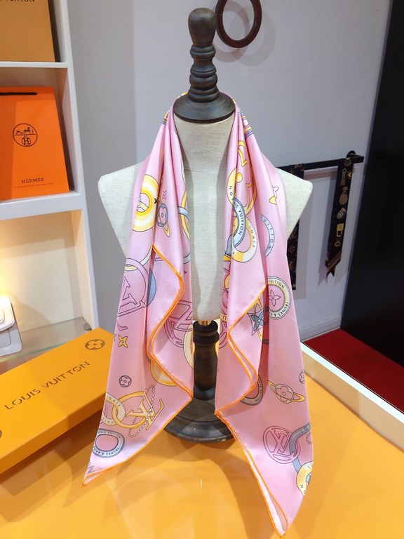 SLV2301  Original Lv [VIVIENNE AND BEYOND] 90cm silk square scarf, the brand's mascot's dreamy journey, inviting Vivienne to roam the skies filled with fashion jewelry, stars, Monogram florals, and the LV Circle logo. To