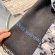 Price LV2023 new fall and winter the most beautiful men and women cashmere scarf Front is the star logo gradient blue The reverse side is a surprise plaid pattern very unique and moisturizing a scarf cashmere texture sof