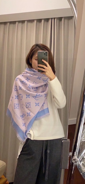 LV jacquard scarf truly awesome  original 11 customized   Miss LV long scarf taken from a fine, lightweight silk-wool blend, eye-catching presentation of the Monogram pattern and tasseled edges, and more Louis Vuitton lo