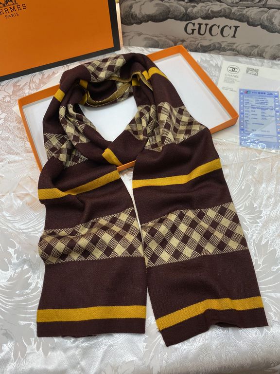 price(Ba Baoli) super neutral very stable    our men's scarves and buy and cherish ~~~ men's models are really few, a year is only a few models, are export orders so it is more difficult to meet. Men's things pay attenti