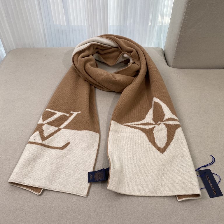 PriceLV very positive men's scarf ~ fabric love, very soft and delicate comfortable,   atmospheric simplicity, super good-looking men's color matching, any boy will like the paragraph, right, spelling Logo very delicate 