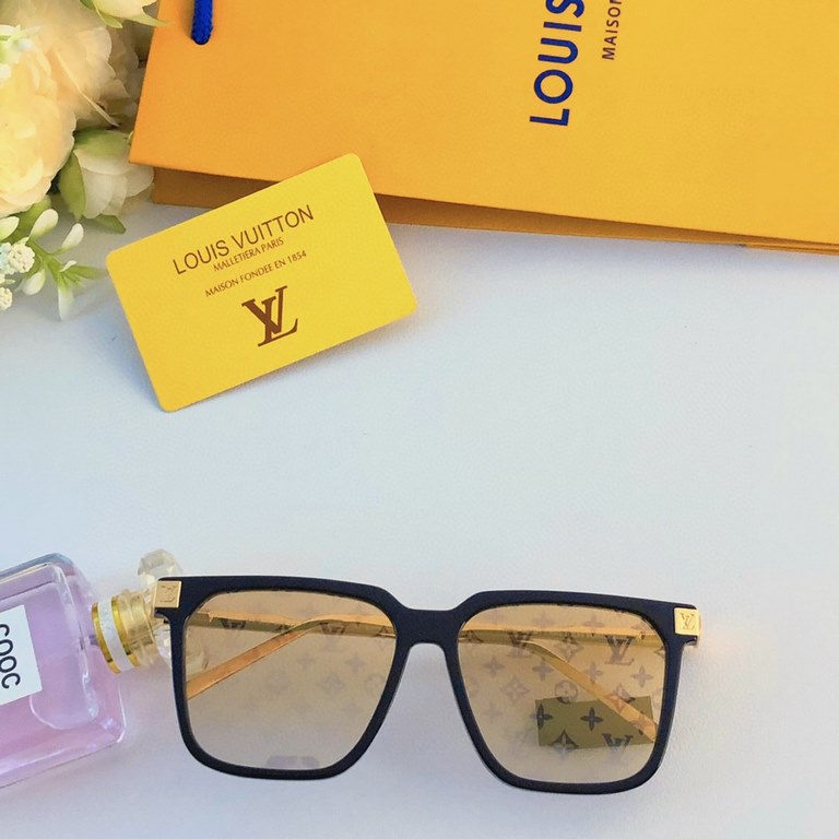 LV2024 new Korean version of the square large frame simple sunglasses fashion trend personality net red men and women with the same paragraph sunglasses tide