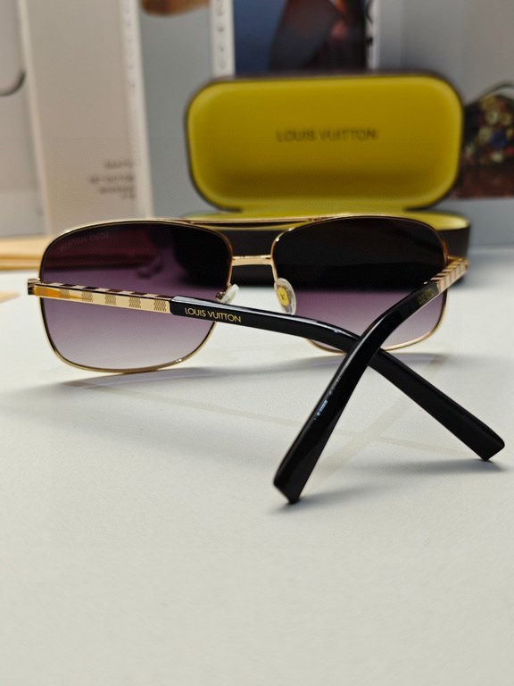 LV Louis Vuitton Sunglasses can be matched with near with myopia metal sunglasses men's fashion retro sunshade square frame glasses double beam sunglasses female models