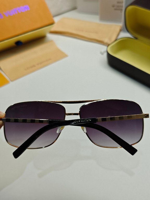 LV Louis Vuitton Sunglasses can be matched with near with myopia metal sunglasses men's fashion retro sunshade square frame glasses double beam sunglasses female models