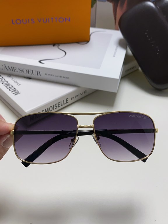 LV Louis Vuitton Sunglasses can be matched with near with myopia metal sunglasses men's fashion retro sunshade square frame glasses double beam sunglasses female models