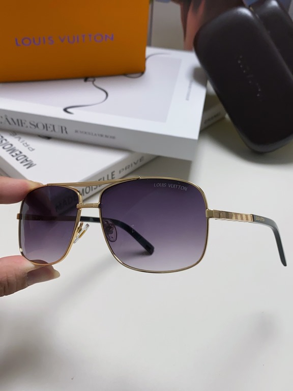 LV Louis Vuitton Sunglasses can be matched with near with myopia metal sunglasses men's fashion retro sunshade square frame glasses double beam sunglasses female models