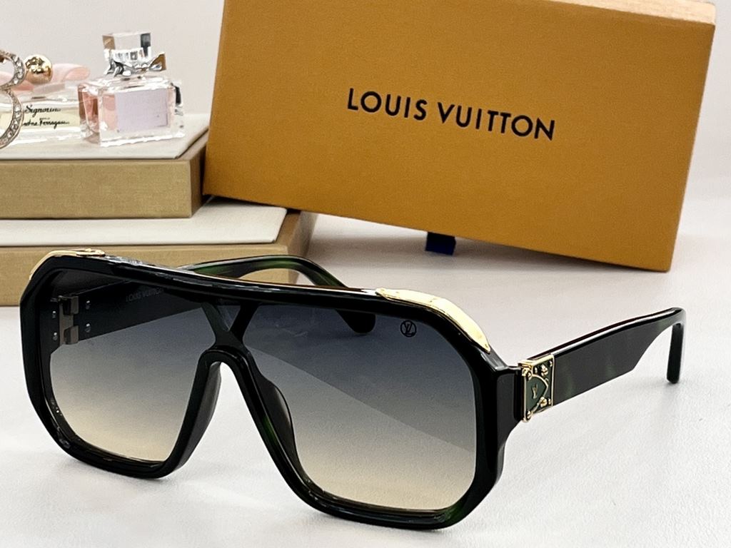 LOUIS VUITTOMODEL LV1165SIZE 139-145