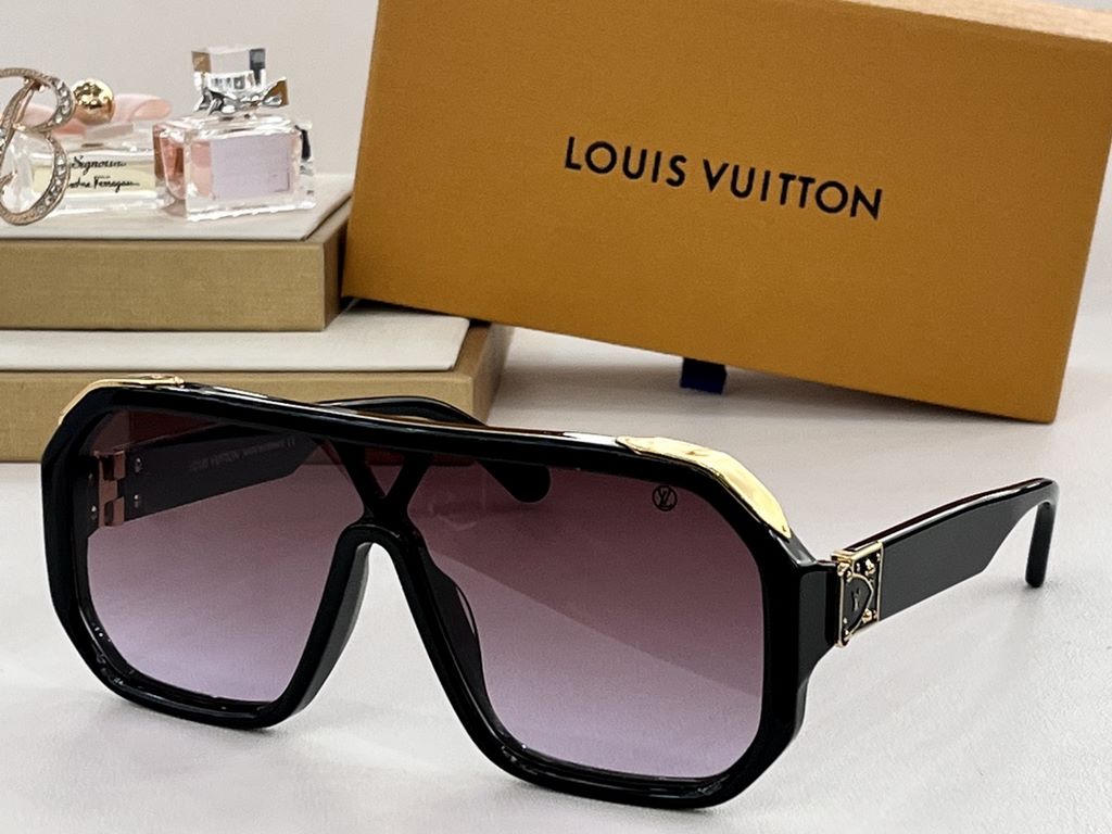 LOUIS VUITTOMODEL LV1165SIZE 139-145