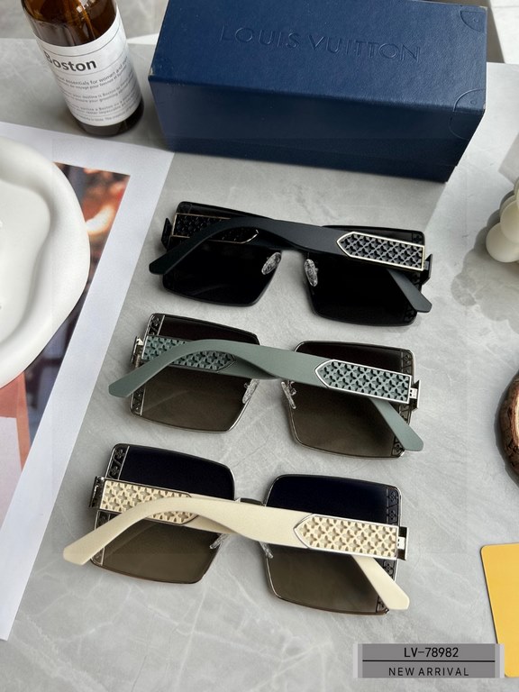 . [Louis Vuitton - LV . [Polaroid Resin Lenses . [TR90 frames are lightweight and comfortable to wear] . [size 63-14-151, ] . [  2023 new sunglasses to reduce the burden of glare, the stars with the same models, blocking