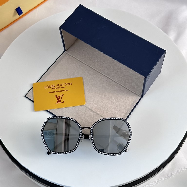 New New Louis Vuitton LV Women's Eyeglasses Sunglasses Metal Frame Hexagonal Pearl Round Sunglasses Sunglasses Z2016U