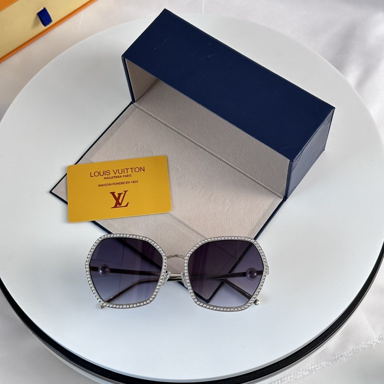 New New Louis Vuitton LV Women's Eyeglasses Sunglasses Metal Frame Hexagonal Pearl Round Sunglasses Sunglasses Z2016U