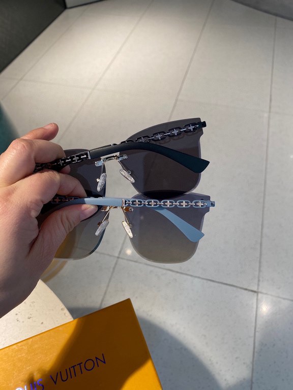 Plv [TR Polarized Series].2024 New Polarized Sunglasses Style Multi .Classic square frame design, not picking face shape, whether with a coat or a dress are very temperament.Polarized Sunglasses for UV Prevention with 10