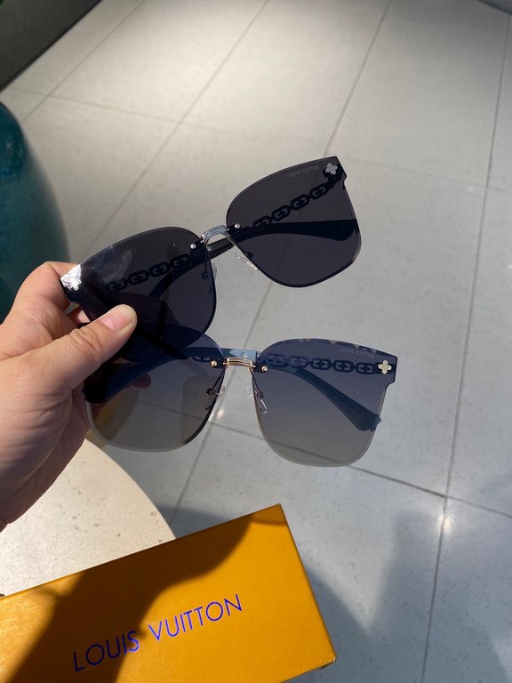 Plv [TR Polarized Series].2024 New Polarized Sunglasses Style Multi .Classic square frame design, not picking face shape, whether with a coat or a dress are very temperament.Polarized Sunglasses for UV Prevention with 10