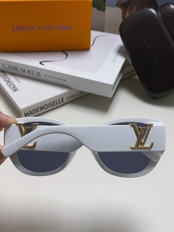 LV Louis Vuitton Retro cat eye butterfly sunglasses women large frame spicy girl round face show face small advanced sense of ultraviolet protection sunglasses tide ladies glasses