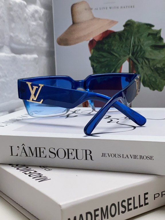 LV Louis Vuitton new sunglasses retro personality avant-garde sunglasses model model high quality plate high quality box