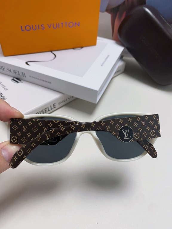 LV Louis Vuitton sunglasses, face-framing visor, high-end and lightweight