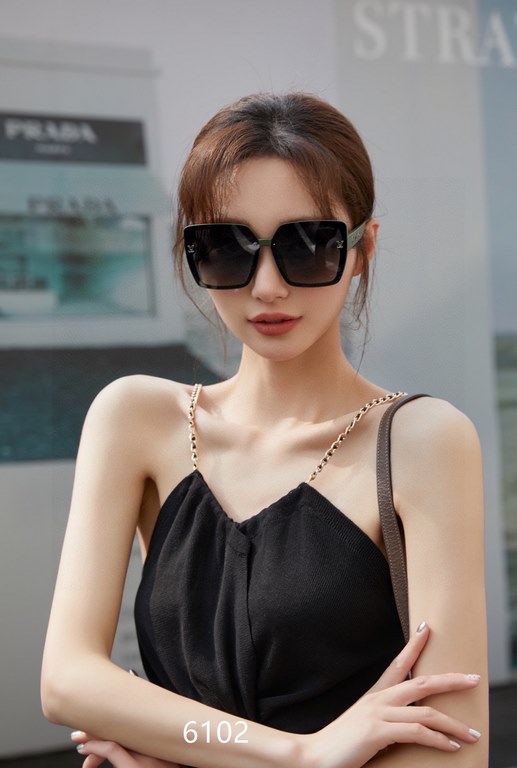 Plv [TR Polarized Series].2024 New Polarized Sunglasses Style Multi .Classic square frame design, not picking face shape, whether with a coat or a dress are very temperament.Polarized Sunglasses for UV Prevention with 61