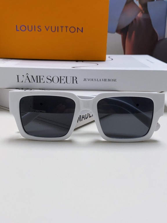 LV Louis Vuitton new sunglasses retro personality avant-garde sunglasses model model high quality plate high quality box