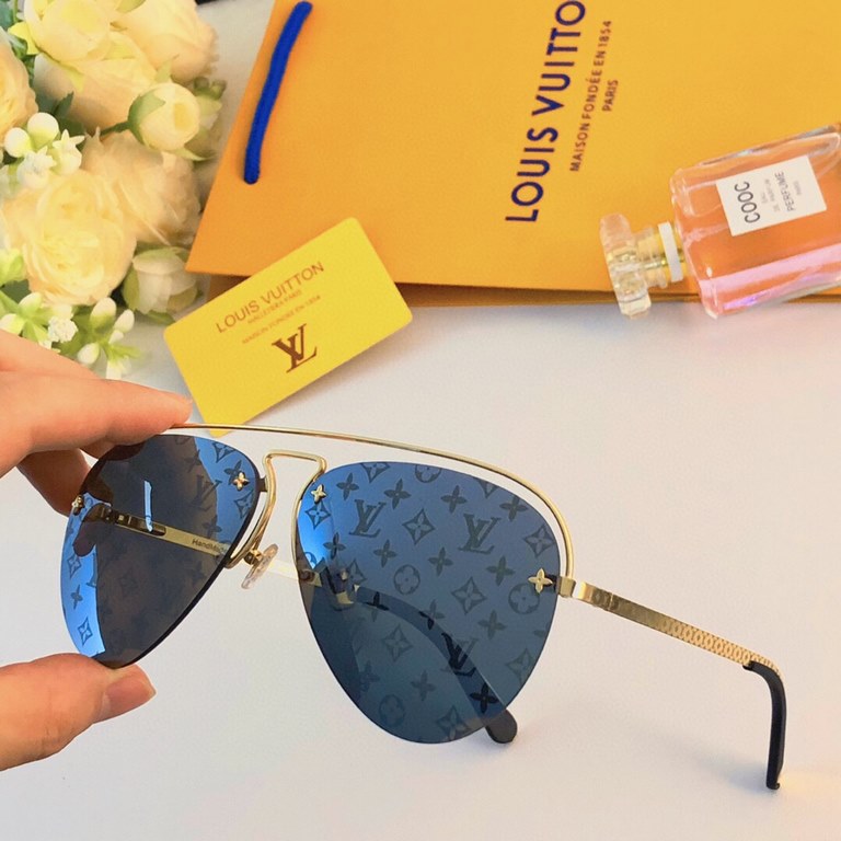 LV sunglasses men and women with the same metal half-frame high-level sense of hundred matching show face small driving UV protection sunglasses