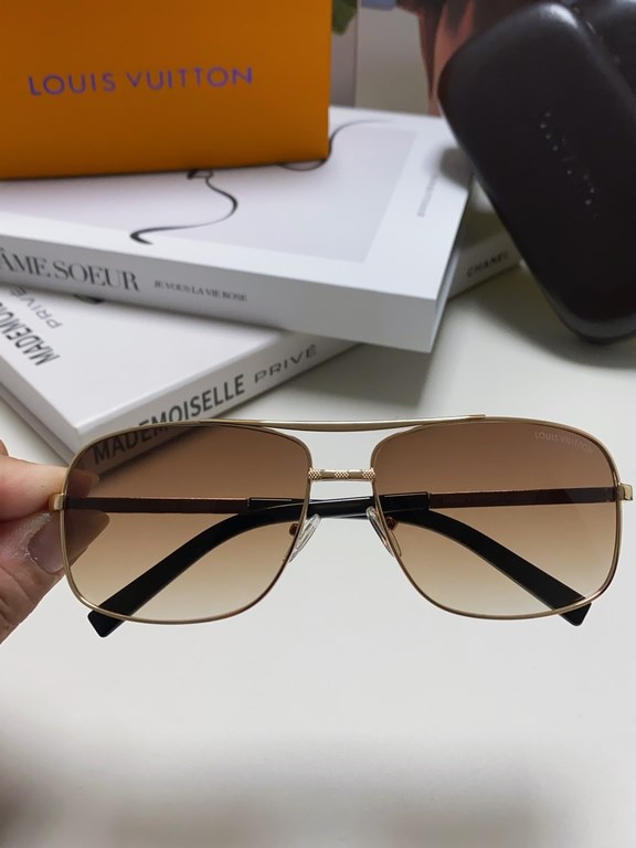 LV Louis Vuitton Sunglasses can be matched with near with myopia metal sunglasses men's fashion retro sunshade square frame glasses double beam sunglasses female models