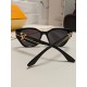 LV Louis Vuitton thick frame polygonal plate sunglasses female European and American wind UV protection sunglasses high goods show face small fashion trend female models