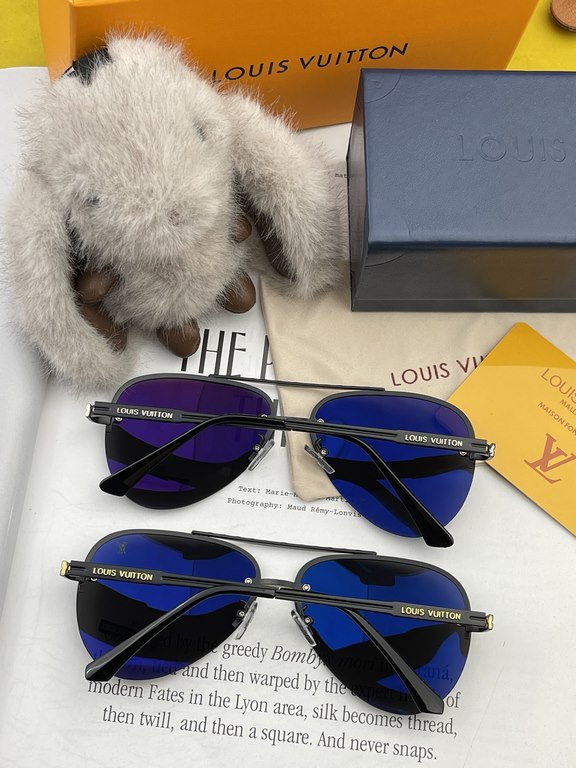 2024 New LOUIS VUITTON-Louis Home New LV toad frame sunglasses Each payment is a boutique   Fashionista decorative sunglasses High quality Not picky about the face     Wear comfortably Trendy and versatile     Model L09