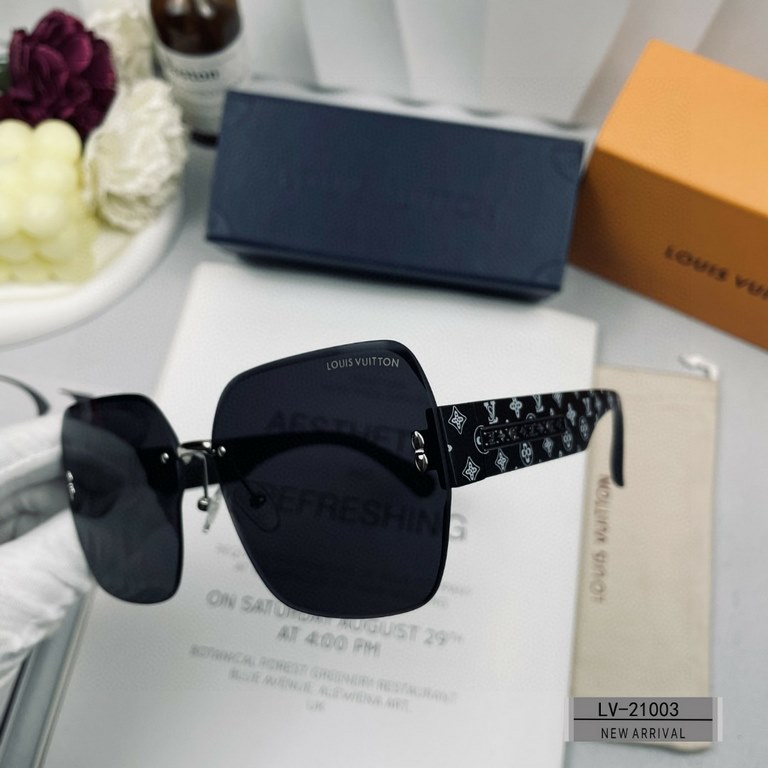 . [Louis Vuitton - LV . [Polaroid Resin Lenses . [TR Frames Lightweight and Comfortable to Wear] . [size 65-13-145] . [   new sunglasses to reduce the burden of glare, star models, blocking harmful light radiation, trave