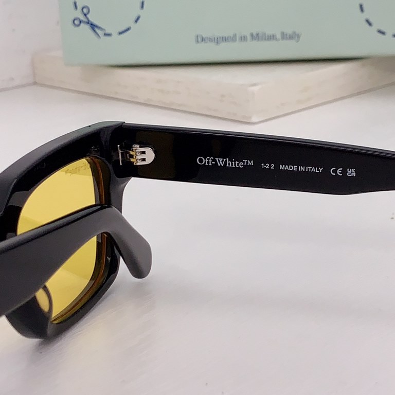 Upgrade   polarized version OFF WHITE OERI008 series, support contrast, high version 1.0cm thickness, one of the world's most popular fashion brands, the classic oversize version, designed by VIrgil Abloh, creative direc